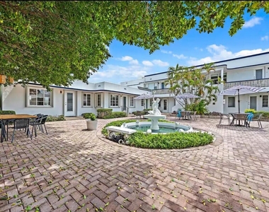 320 Inlet Way - Photo Thumbnail 13
