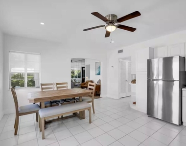 320 Inlet Way - Photo Thumbnail 8