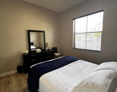 8874 Nw 182nd Street - Photo Thumbnail 27