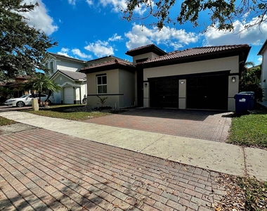 8874 Nw 182nd Street - Photo Thumbnail 2