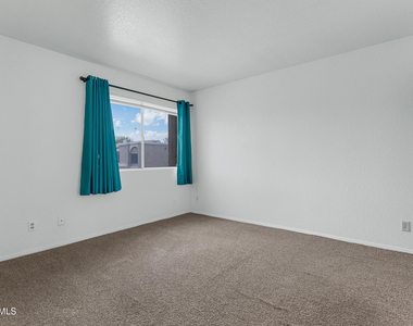10815 N 15th Lane - Photo Thumbnail 9