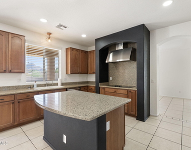 6518 W Bent Tree Drive - Photo Thumbnail 25