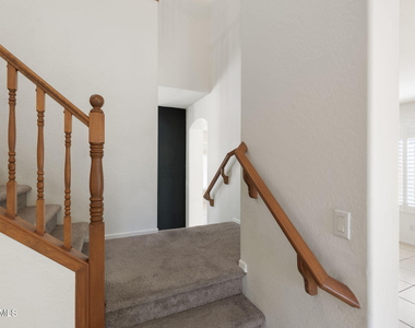 6518 W Bent Tree Drive - Photo Thumbnail 12