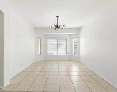 6518 W Bent Tree Drive - Photo Thumbnail 10