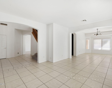 6518 W Bent Tree Drive - Photo Thumbnail 11