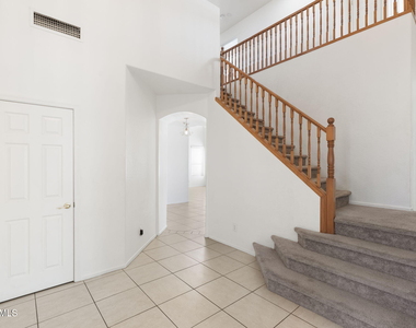 6518 W Bent Tree Drive - Photo Thumbnail 3