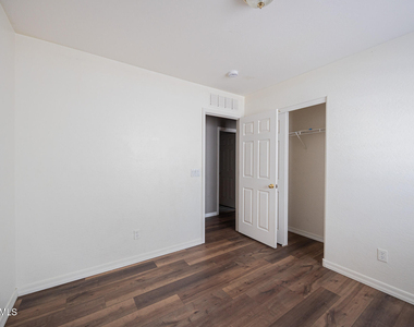 10960 W Taft Street - Photo Thumbnail 22