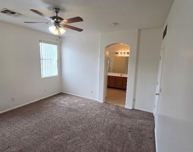 12901 W Glenrosa Drive - Photo Thumbnail 37