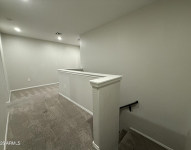 2661 S Sulley Drive - Photo Thumbnail 11