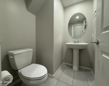 2661 S Sulley Drive - Photo Thumbnail 9