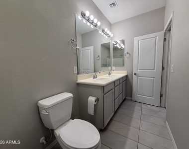2661 S Sulley Drive - Photo Thumbnail 28