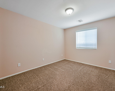 2185 S Sanders Drive - Photo Thumbnail 21