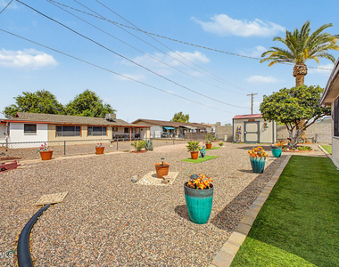 410 N 56th Place - Photo Thumbnail 27