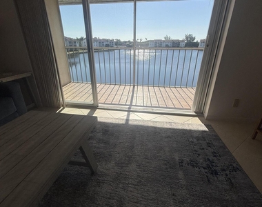 4468 Ne Ocean Boulevard - Photo Thumbnail 6