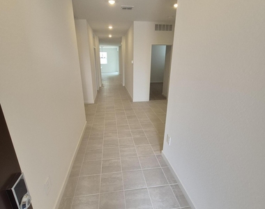 37097 W Prado Street - Photo Thumbnail 6