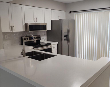 3275 Frederick Boulevard - Photo Thumbnail 2