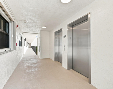 10310 S Ocean Drive - Photo Thumbnail 2