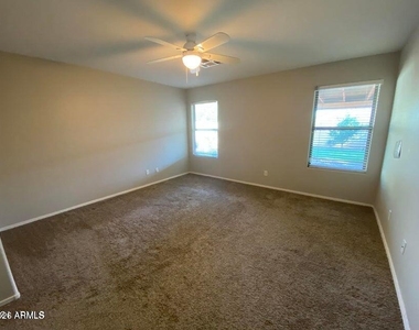 8955 W Charleston Avenue - Photo Thumbnail 22