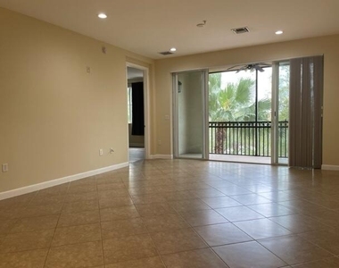 2901 Nw 126th Avenue - Photo Thumbnail 7