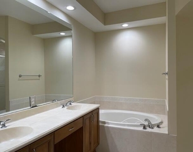 2901 Nw 126th Avenue - Photo Thumbnail 14