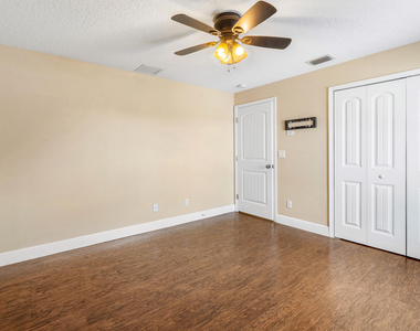 3349 Sw Hill Street - Photo Thumbnail 31
