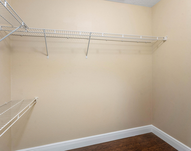 3349 Sw Hill Street - Photo Thumbnail 15