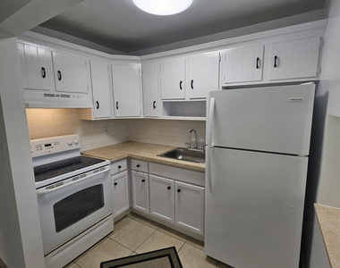 1150 Ne 17th Court - Photo Thumbnail 1