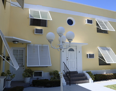 172 N County Road - Photo Thumbnail 12