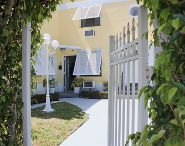 172 N County Road - Photo Thumbnail 10