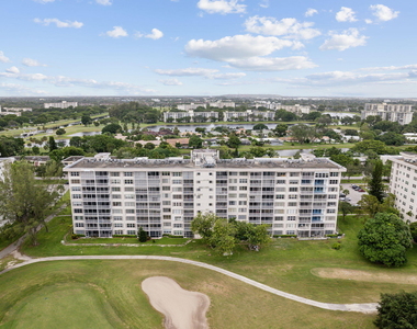 3001 S Course Drive - Photo Thumbnail 24