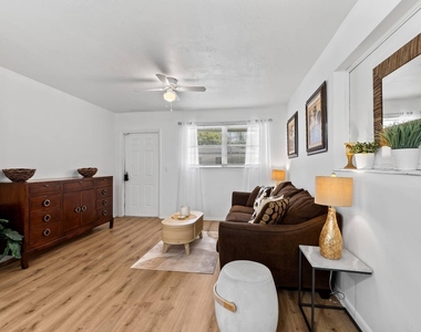 1826 Sherman Street - Photo Thumbnail 11