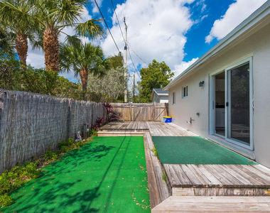 3482 48th Lane S - Photo Thumbnail 28