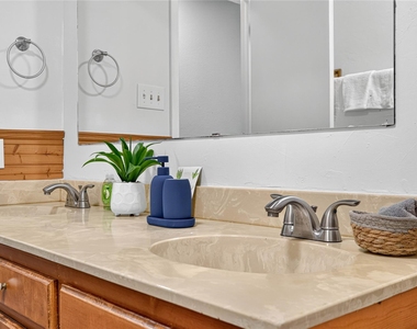 2317 Kerry Lane - Photo Thumbnail 30