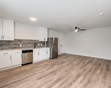 5917 Gaston Avenue - Photo Thumbnail 2