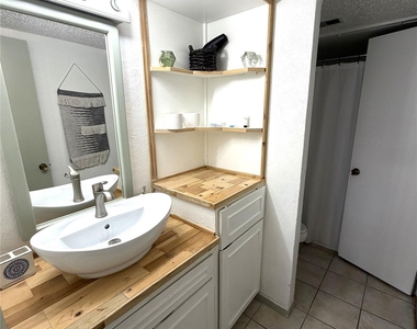4810 Mckinney Avenue - Photo Thumbnail 7