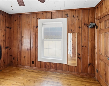 3624 Frazier Avenue - Photo Thumbnail 11