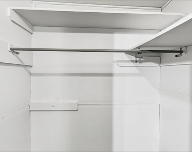 3624 Frazier Avenue - Photo Thumbnail 17