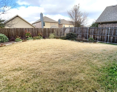 9828 Moccasin Creek Lane - Photo Thumbnail 26
