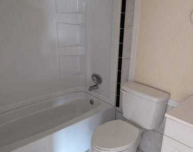 1382 Birkdale Drive - Photo Thumbnail 4