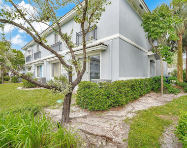 1427 Nw 34th Way - Photo Thumbnail 43