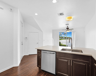 1427 Nw 34th Way - Photo Thumbnail 30