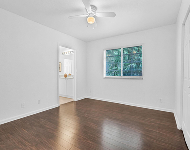 1427 Nw 34th Way - Photo Thumbnail 16