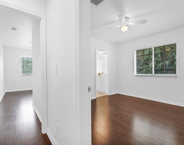 1427 Nw 34th Way - Photo Thumbnail 15