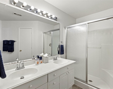 1081 Enfilar Lane - Photo Thumbnail 14