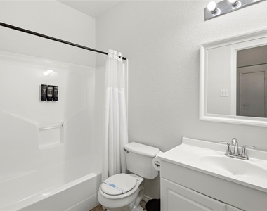 1081 Enfilar Lane - Photo Thumbnail 19