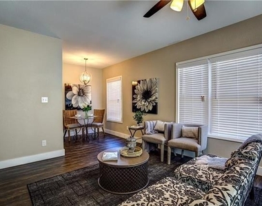 615 N Marsalis Avenue - Photo Thumbnail 6