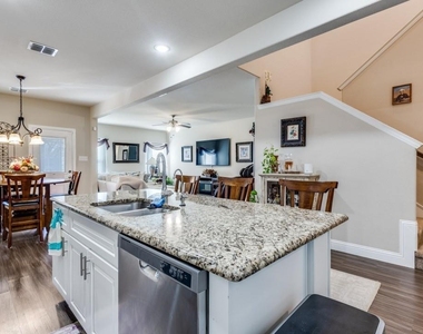 2821 Inn Kitchen Way - Photo Thumbnail 6