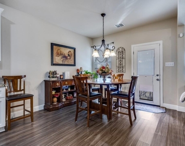 2821 Inn Kitchen Way - Photo Thumbnail 9