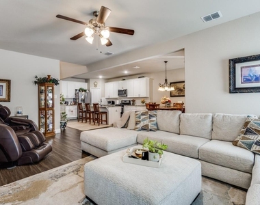 2821 Inn Kitchen Way - Photo Thumbnail 3