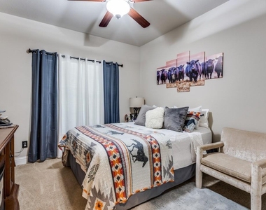2821 Inn Kitchen Way - Photo Thumbnail 18